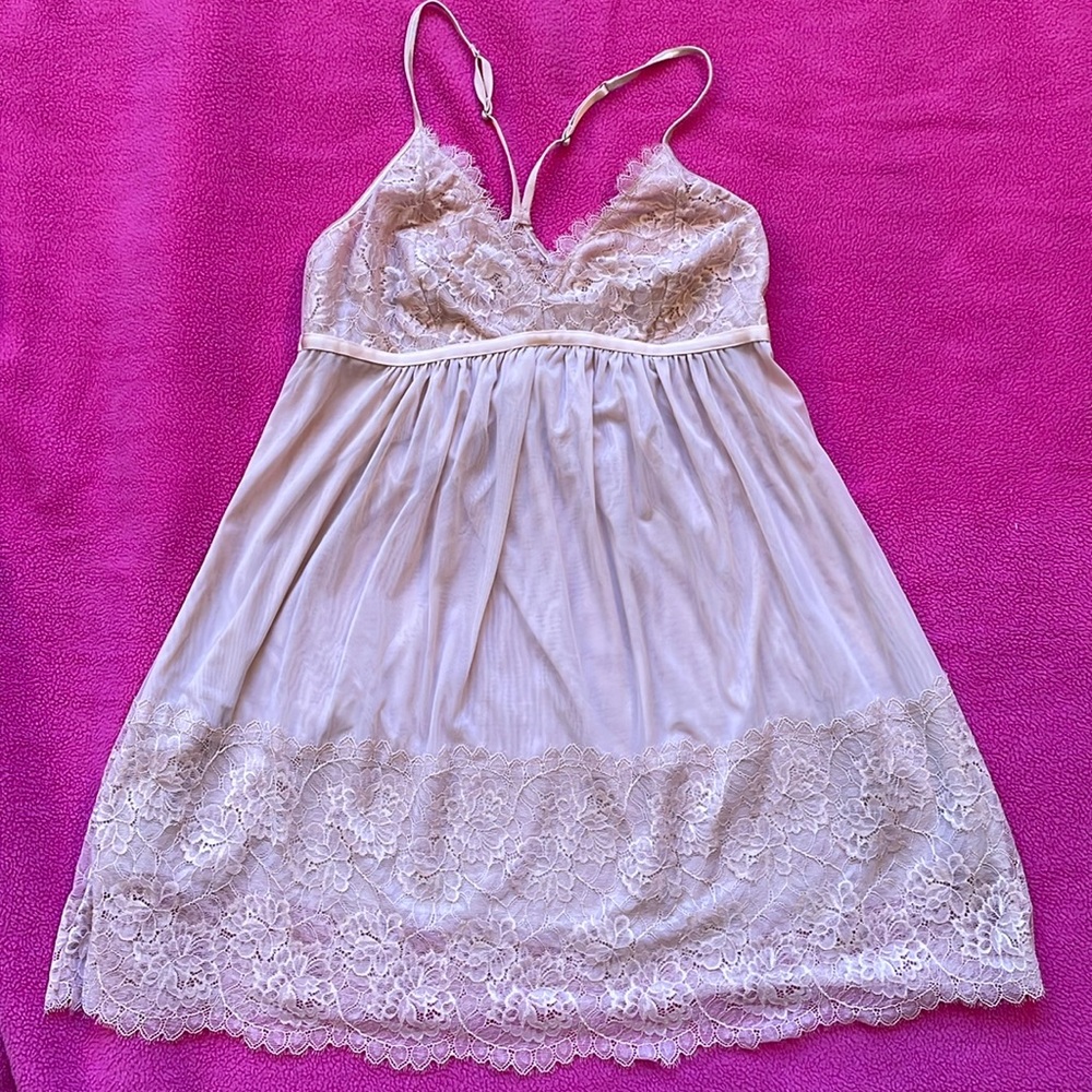 Soma night chemise. SZ M. Peach.